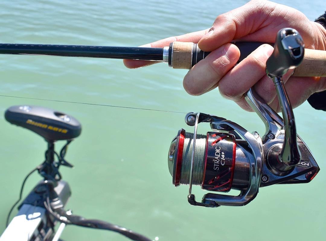 ultralight spinning reel